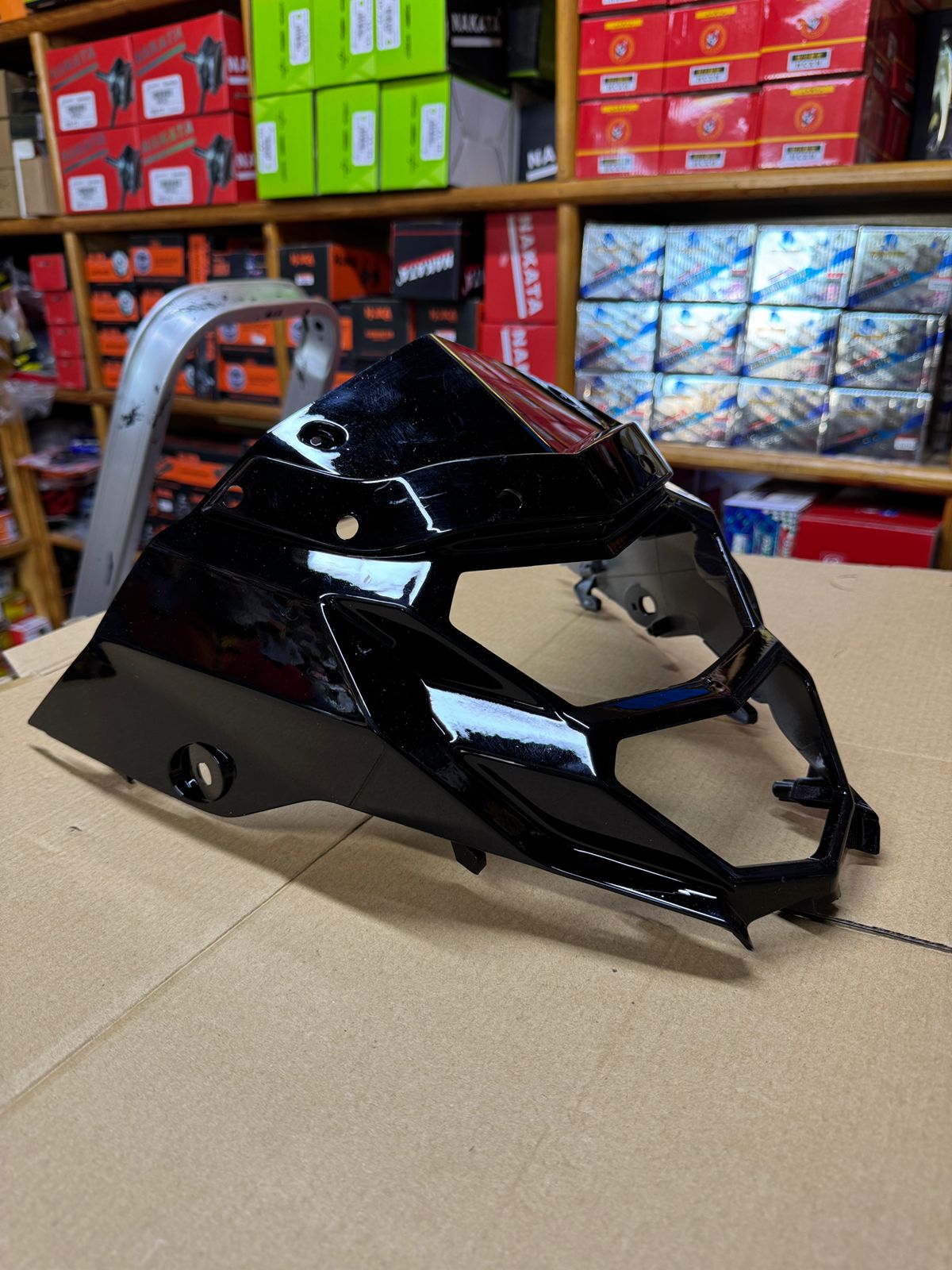 CACHE PARABOLE NHT SYM 200