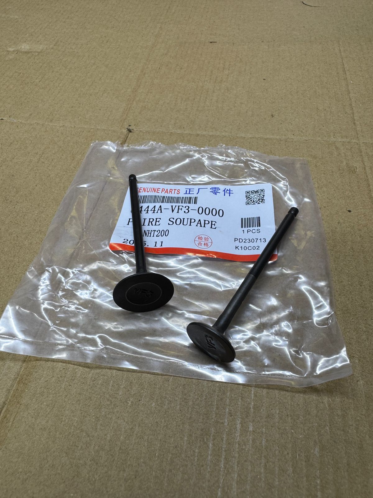 PAIRE SOUPAPE SYM NHT 200 ORIGINAL